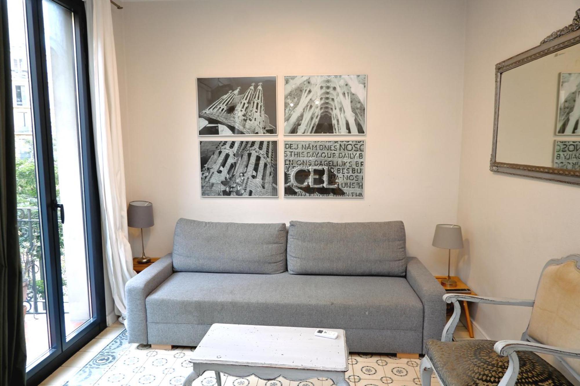 Homenfun Barcelona Sagrada Familia Marina Zewnętrze zdjęcie